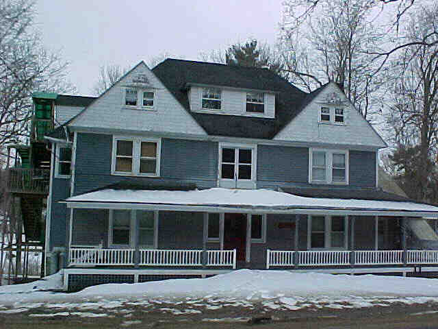 Building photograph for 32 MILLERTON ROAD